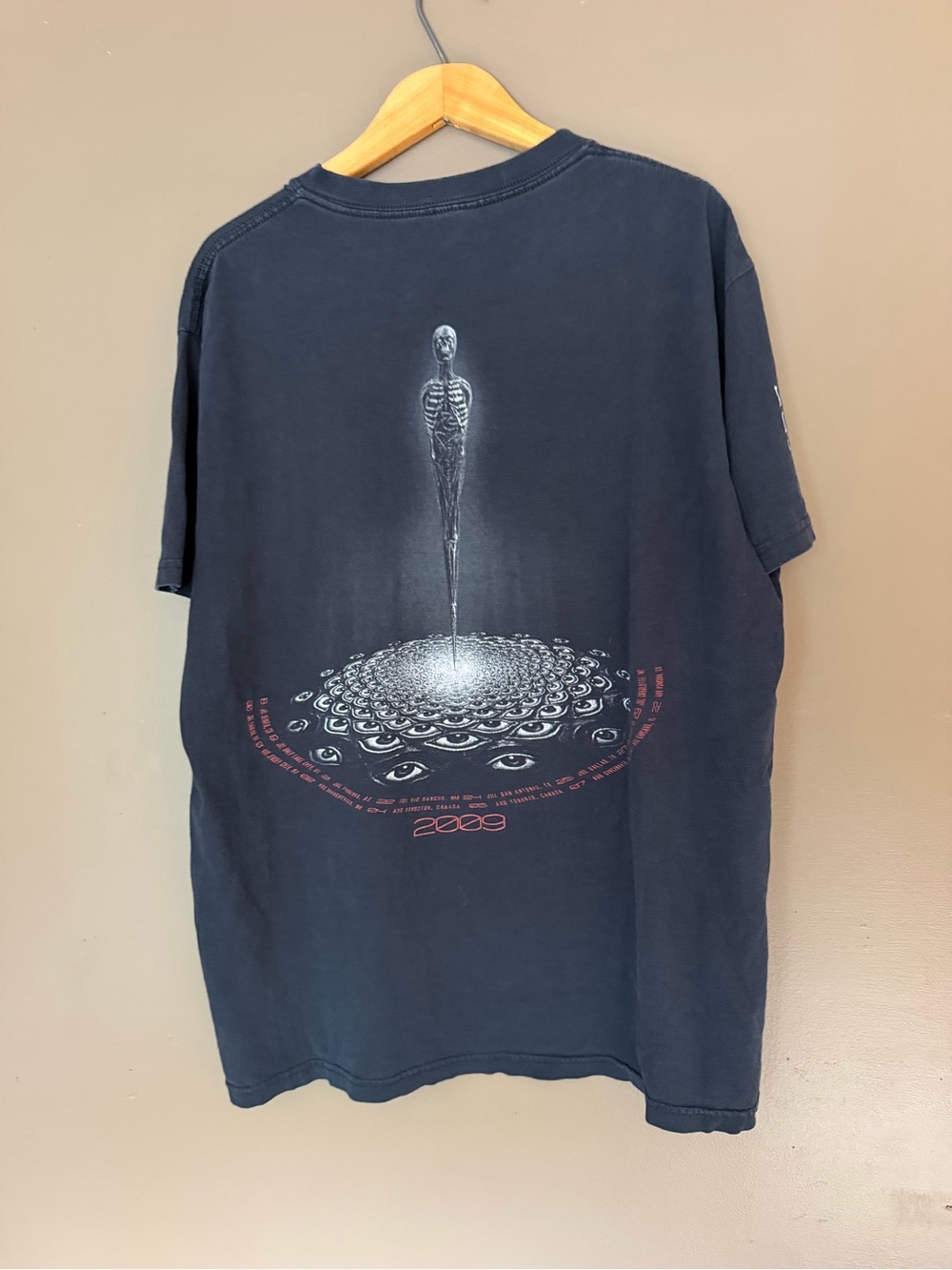 TOOL 2009 Band T-Shirt, Concert Tee Size Large